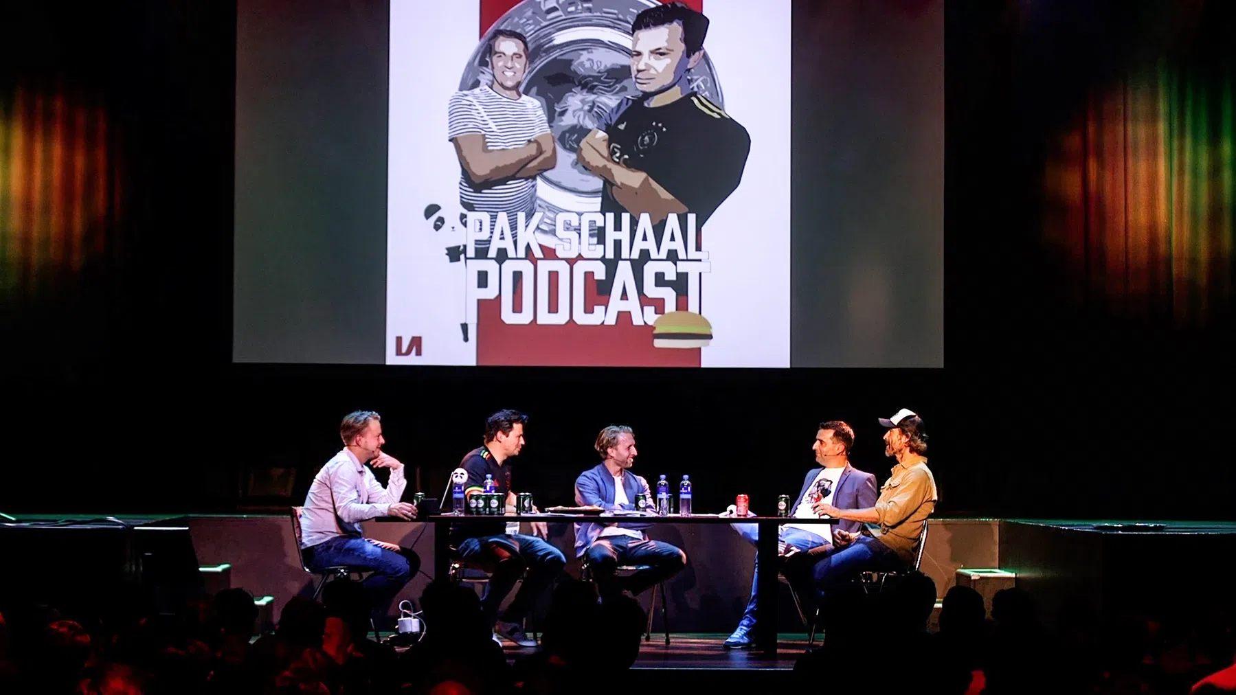 Het Ajax-seizoen voor de vrienden van de Pak Schaal Podcast: 'Wat waren we goed!'