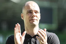 Thumbnail for article: Danny Buijs vertrekt met opgeheven hoofd bij FC Groningen