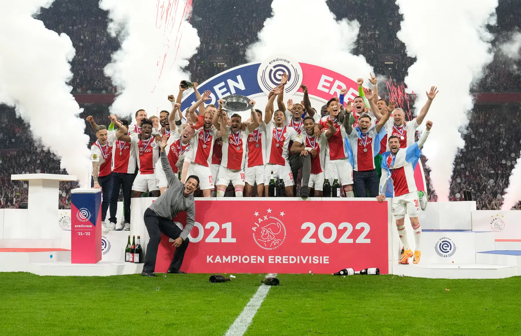 Ajax-coryfeeën over de landstitel: 'Schreuder heeft grote schoenen te vullen'