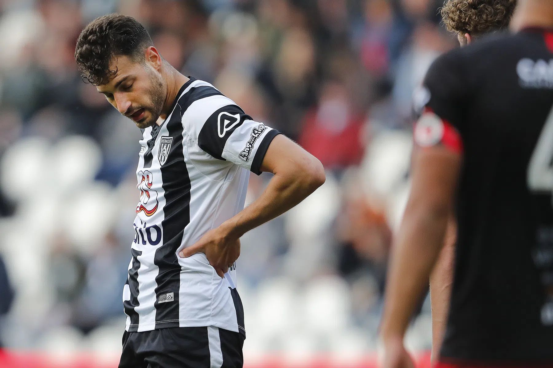 Doek valt voor Heracles Almelo: Excelsior voltooit stunt