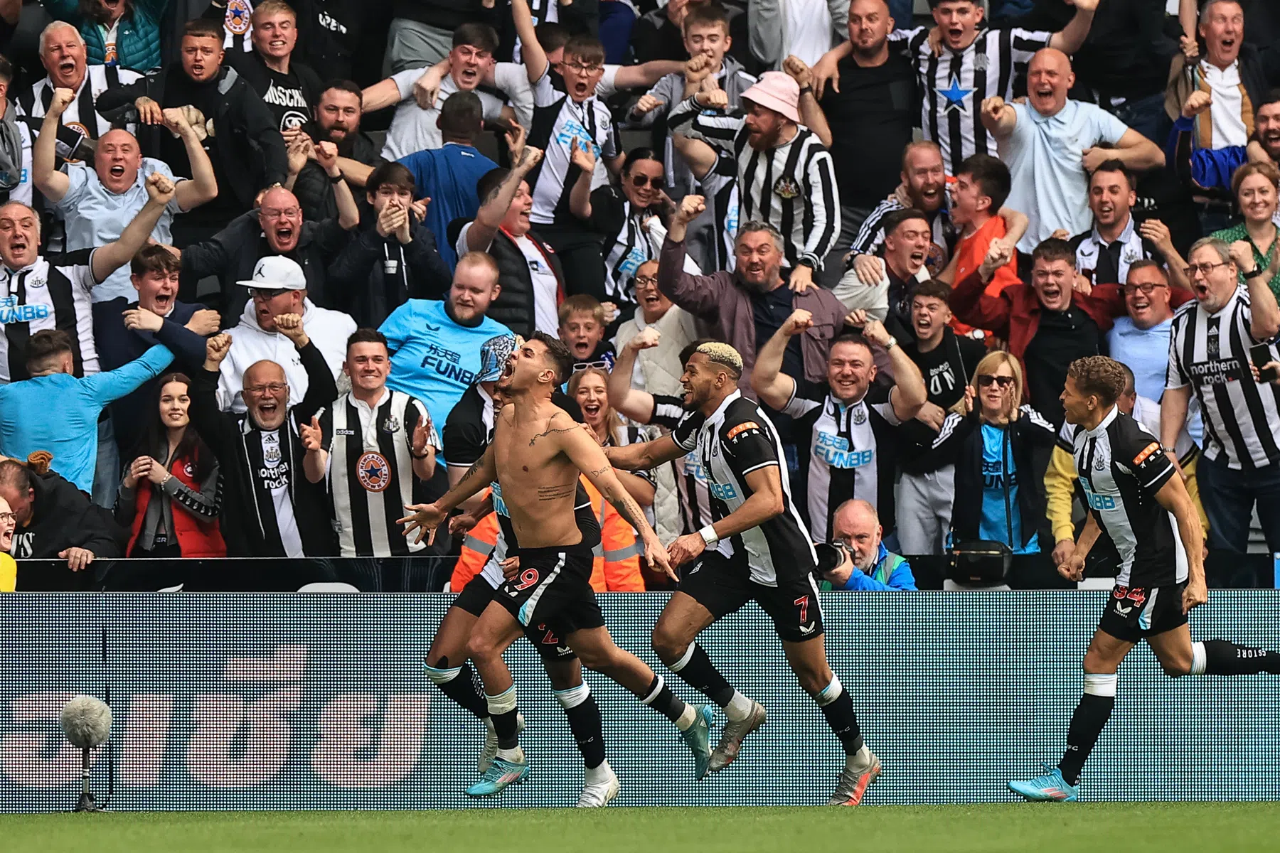 De twee gezichten van Newcastle: Howe stuwt Magpies naar CL-niveau