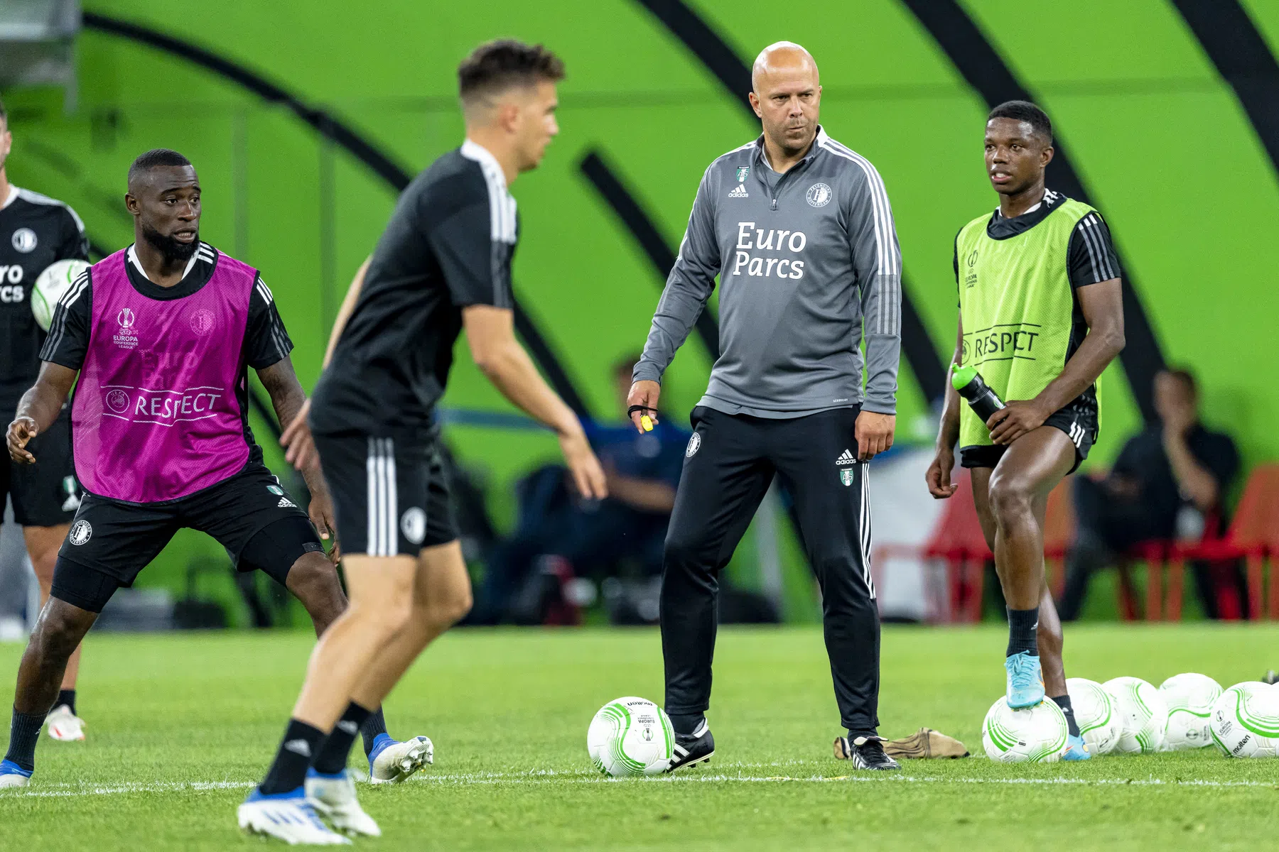 Vermoedelijke opstelling Feyenoord: wel of geen konijn uit de hoge hoed?