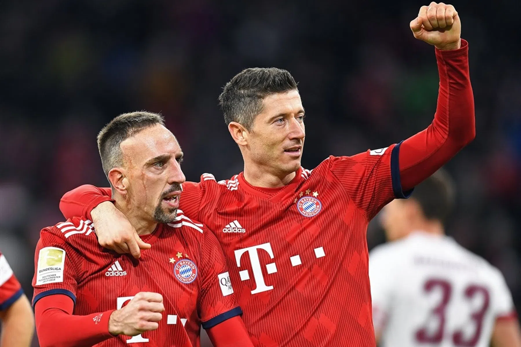 Ribéry waarschuwt Bayern, Lewandowski voedt geruchten over vertrek