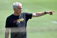 Thumbnail for article: Volgens Slot gaan backs belangrijk zijn in tactisch steekspel met AS Roma