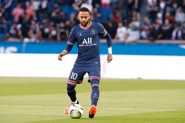 'PSG wil Neymar per se lozen, Braziliaan werkt niet mee'