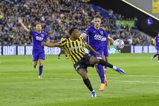 Thumbnail for article: Openda bezorgt AZ flinke tegenvaller in jacht op Europees ticket