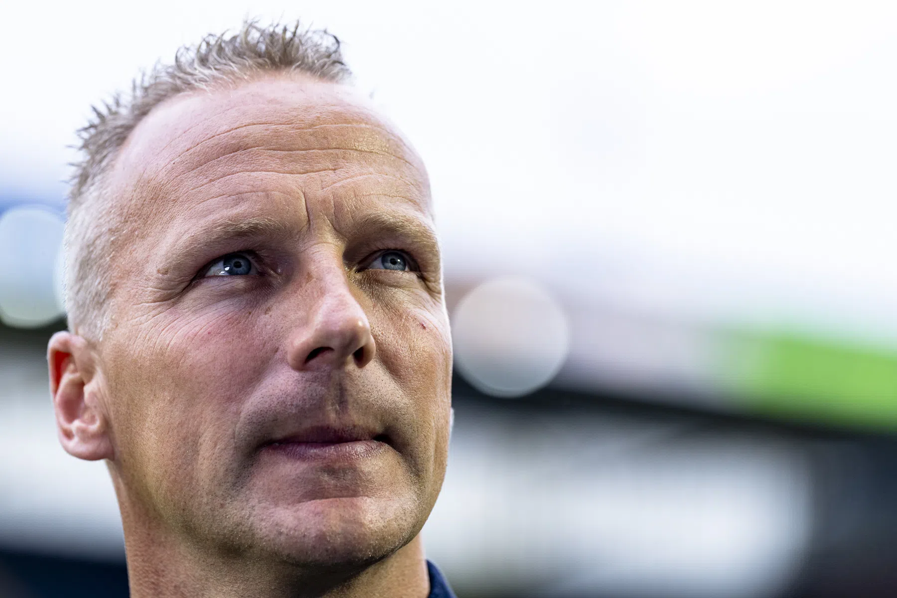 NAC Breda breekt met hoofdtrainer, Lurling maakt promotie