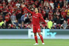 Thumbnail for article: Van Gaal laat Van Dijk eerder op vakantie gaan