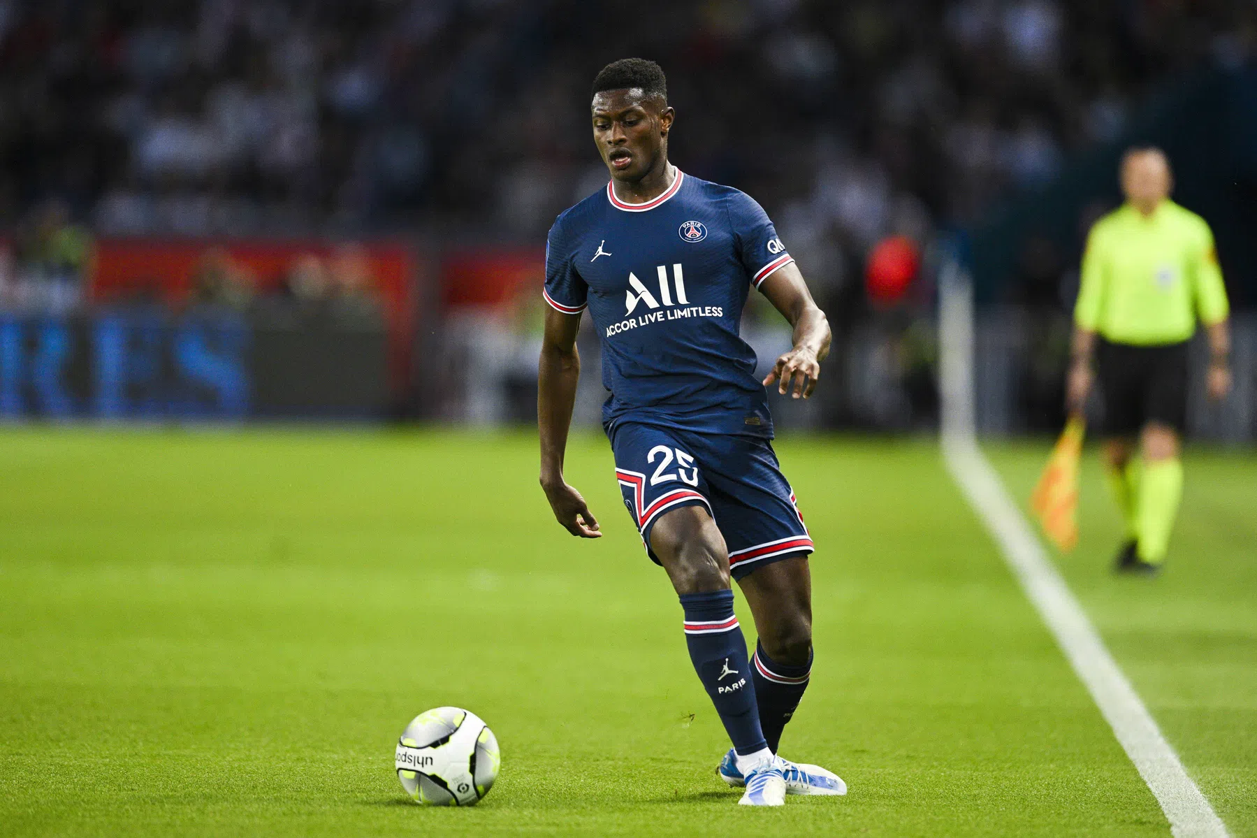 PSG bouwt aan de toekomst en licht optie in contract Nuno Mendes