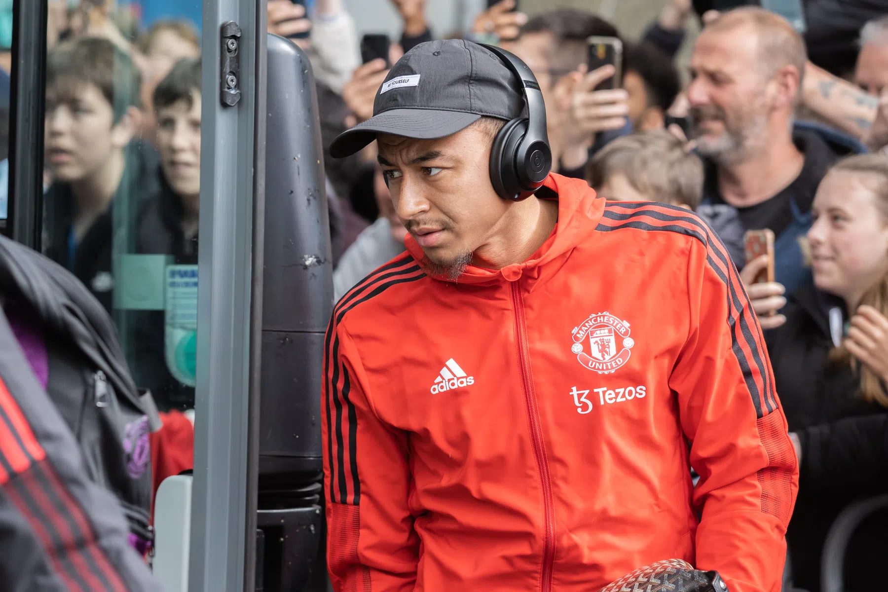 Man Utd maakt roemloos afscheid van Lingard officieel
