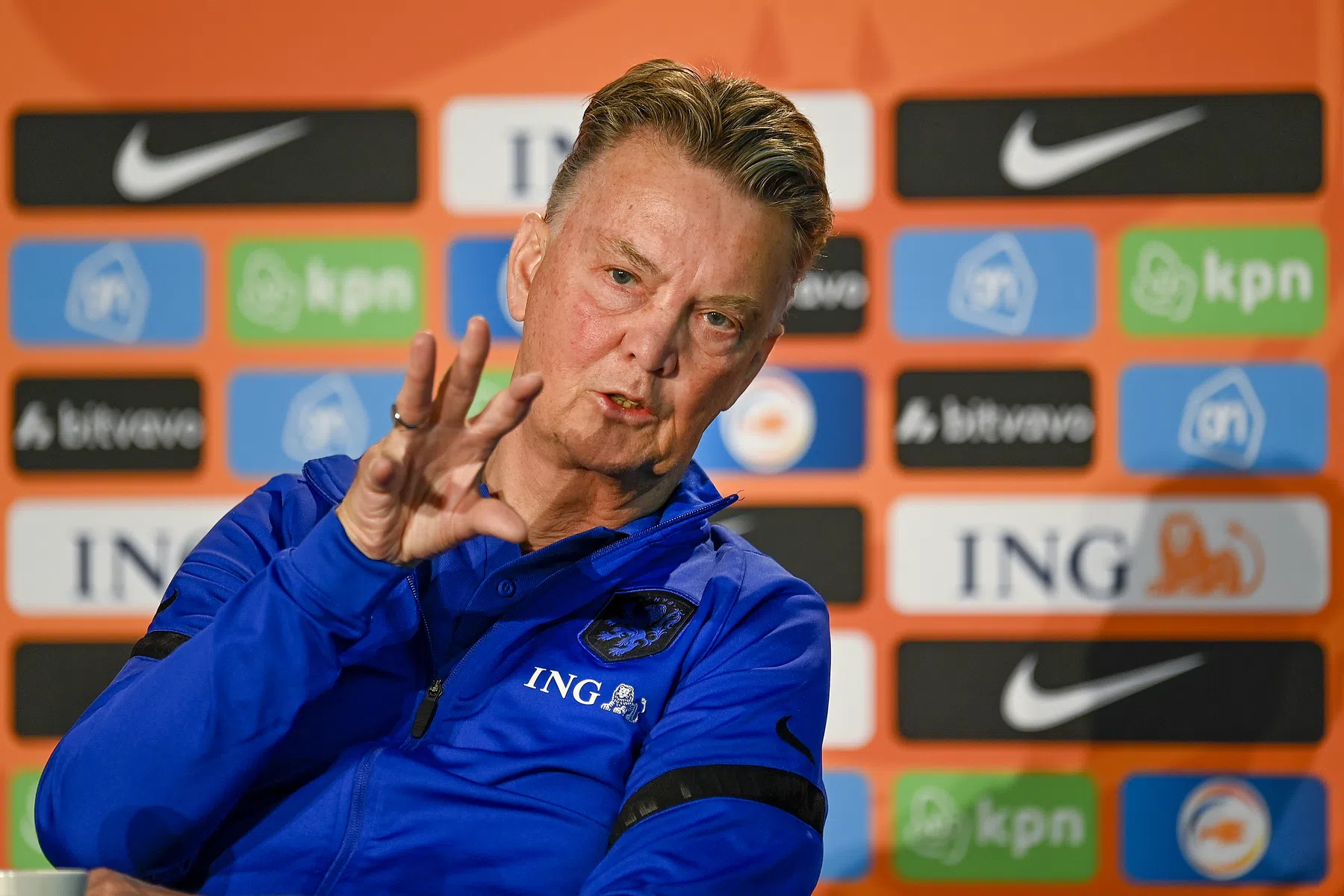Van Gaal heeft speciale videoboodschap voor Oranje Onder-17