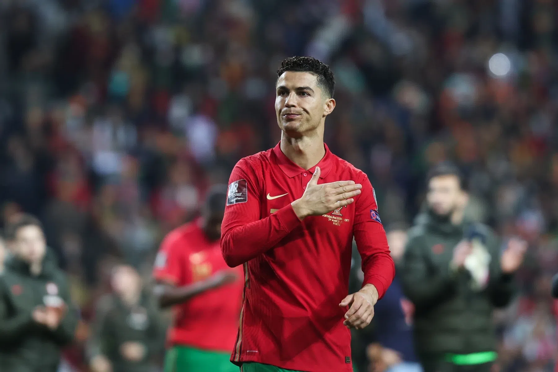 Twee keer op de bank in veertien jaar: Ronaldo moet toekijken tegen Spanje