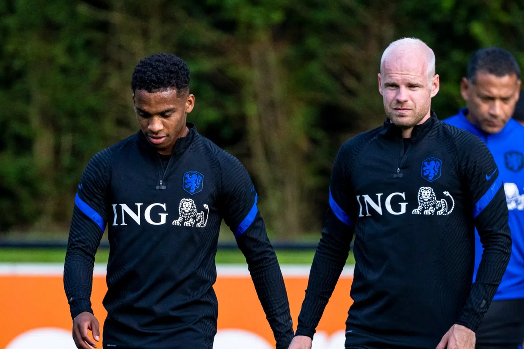 Van Gaal verrast met opstelling Oranje: Cillessen, Klaassen en Timber starten