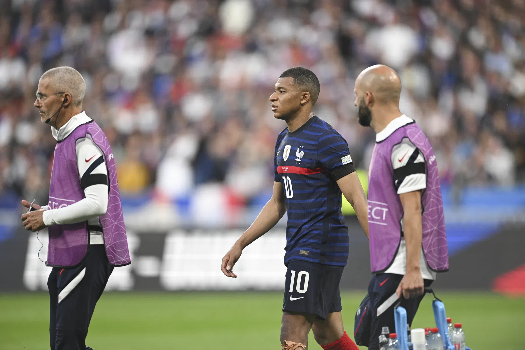 Frankrijk incasseert flinke tik en heeft zorgen om Mbappé, vliegende start Rangnick