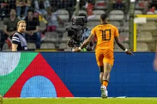 Thumbnail for article: Memphis kent geen genade en passeert Kluivert