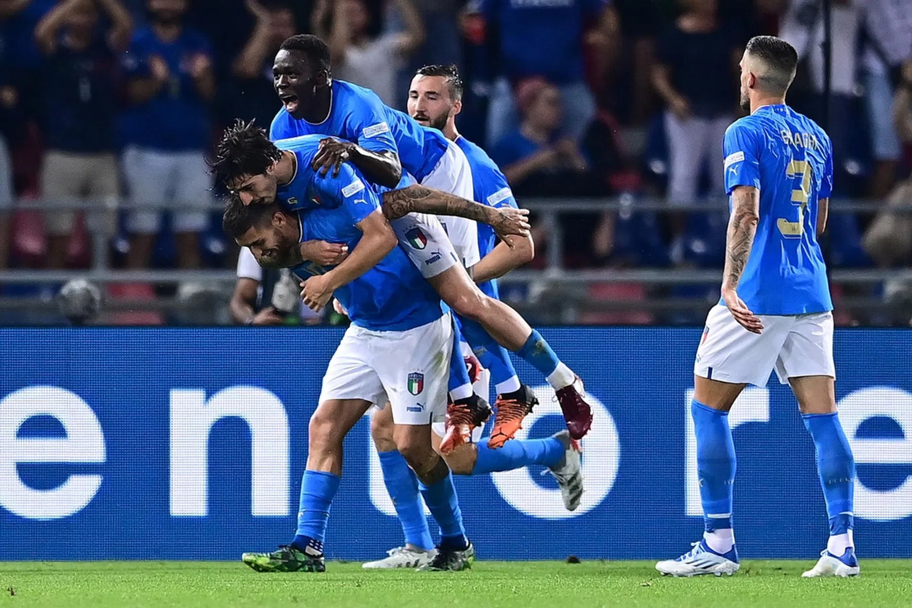 Italië kan tegen Duitsland maar kort genieten van droomdebuut PSV-target