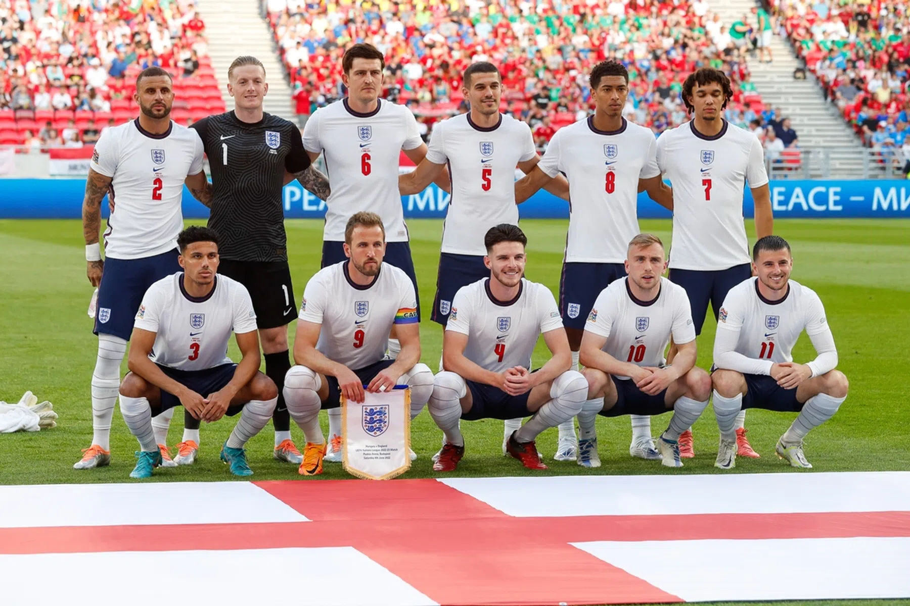 Engelse internationals massaal uitgejoeld door Hongaarse kinderen 