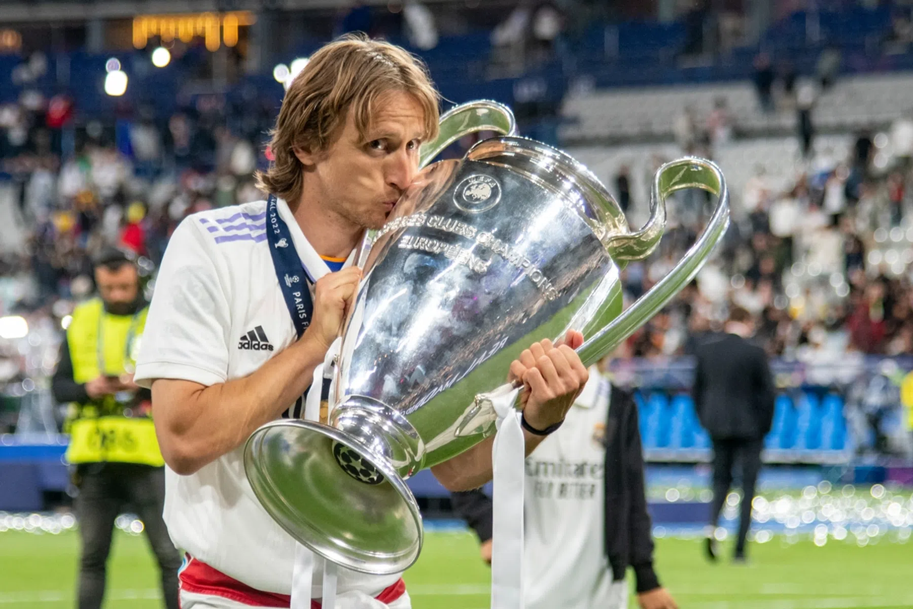 Real Madrid komt eindelijk met langverwacht nieuws over Modric