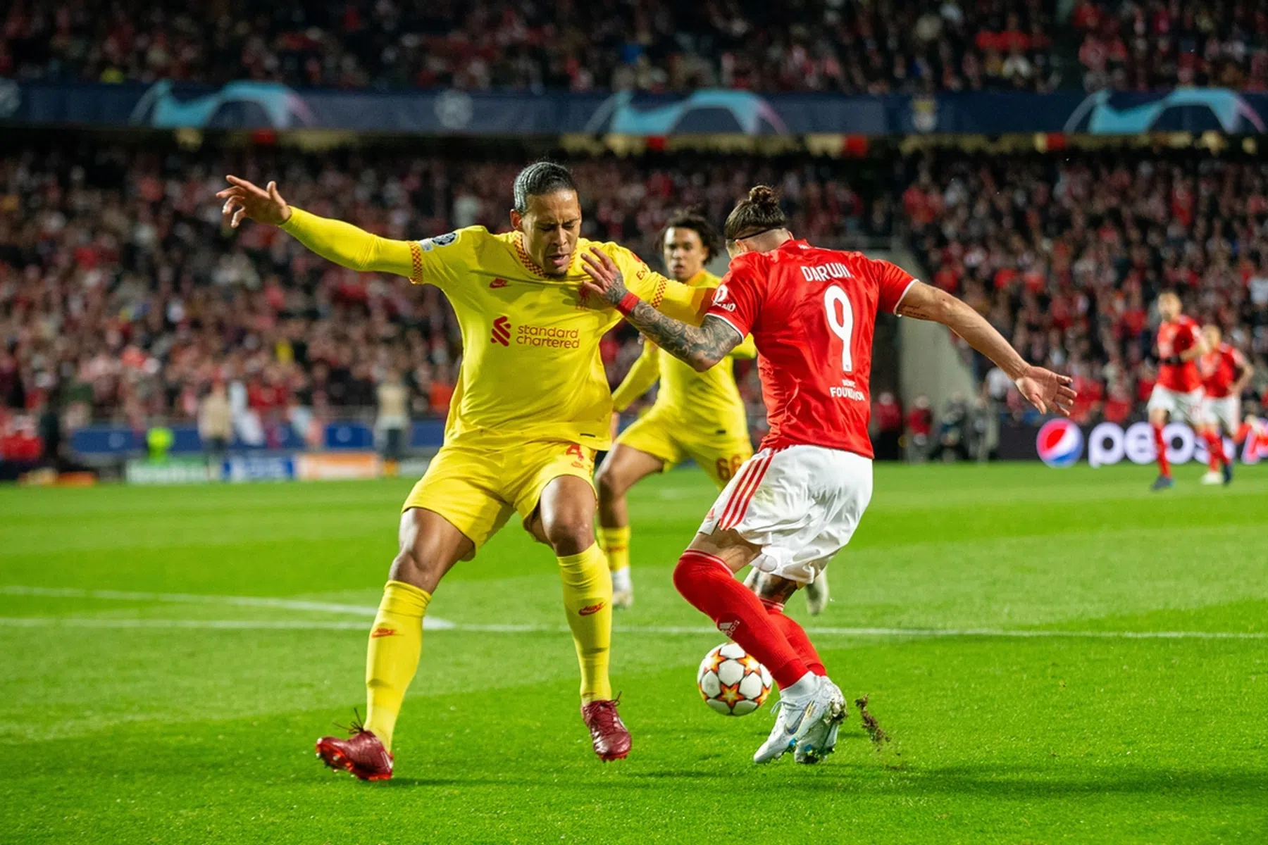 'Transferrecord Van Dijk staat op de tocht: Liverpool wil Darwin Núñez'