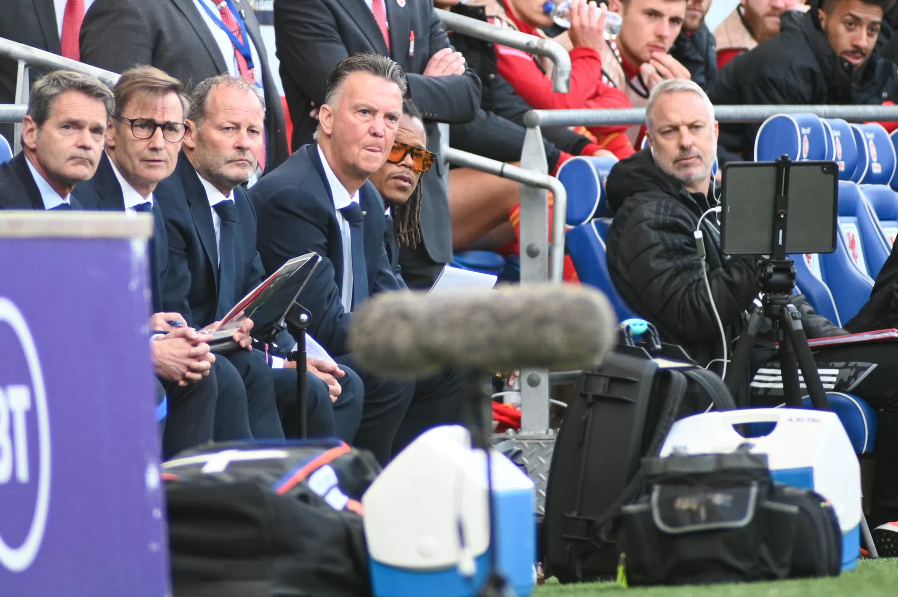 Van Gaal houdt rekening met nieuwe spelers bij Oranje in komende dagen