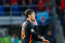 Thumbnail for article: Weghorst krijgt in Cardiff veeg uit de pan van Burnley-collega