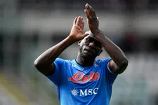 Thumbnail for article: 'Napoli zet Koulibaly in de markt, topclubs staan massaal in de rij'