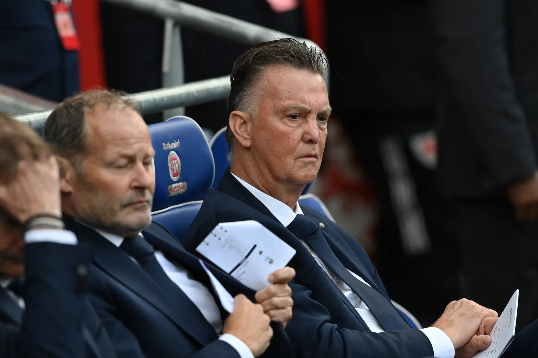 Van Gaal kritisch op debutanten en 'een van Nederlands grootste talenten' 