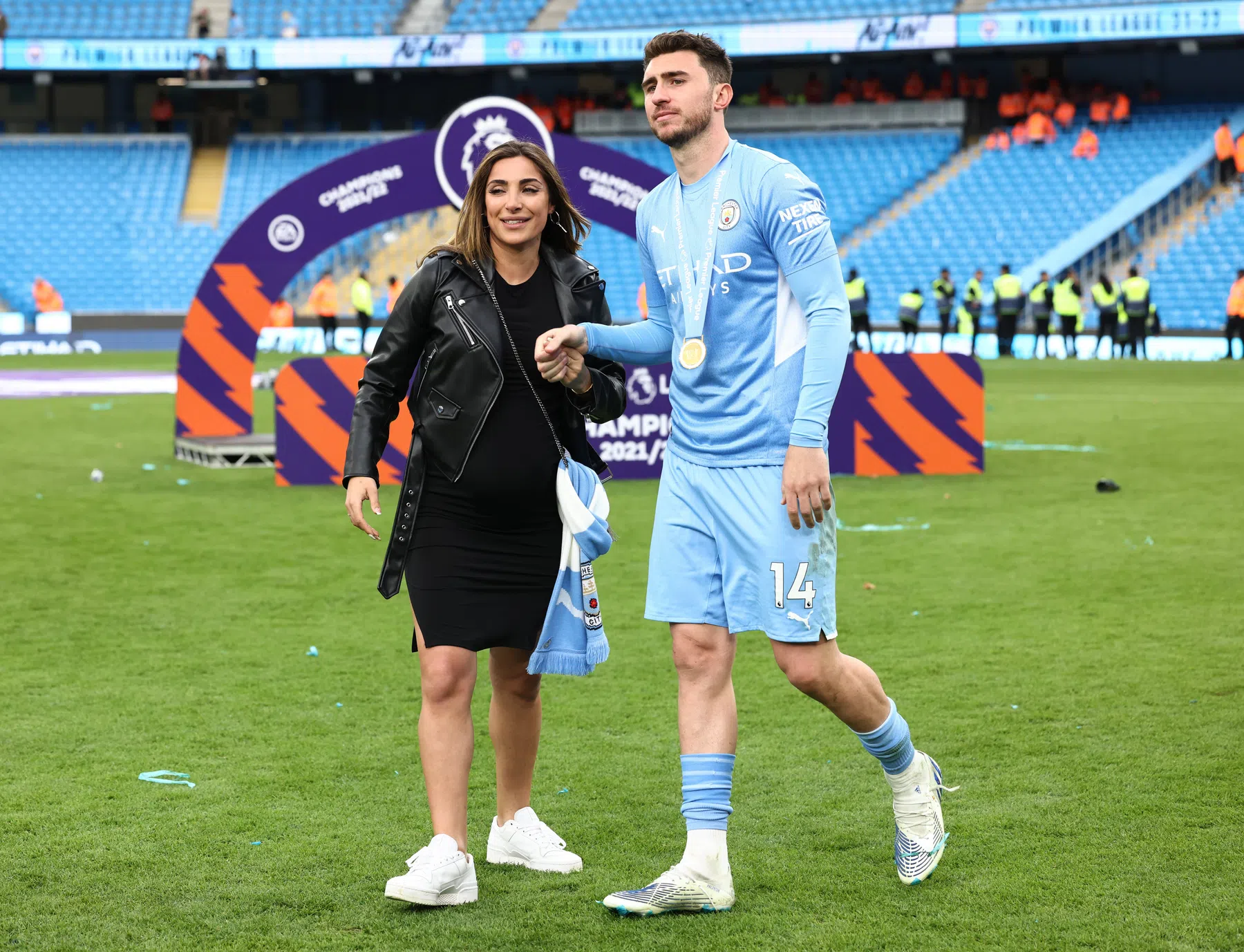 Laporte deelt verbazing met gifje van Mourinho: 'I prefer not to speak'