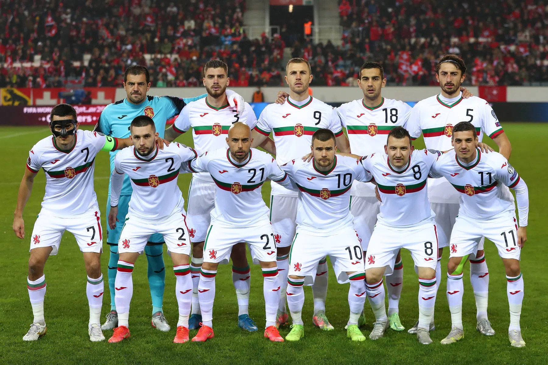 Botsing Bulgaarse spelersbus, één speler in ziekenhuis