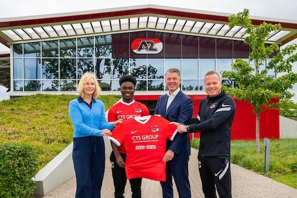 'Historisch' moment voor AZ: jeugdopleiding krijgt eigen hoofdsponsor