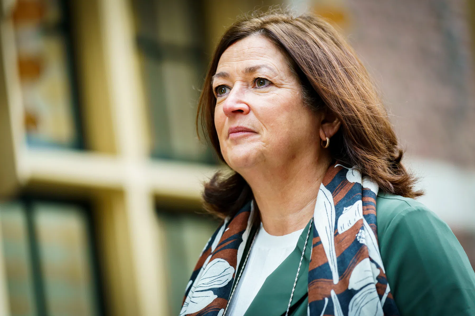 Sportminister en voetbalwereld bespreken voortgang aanpak discriminatie