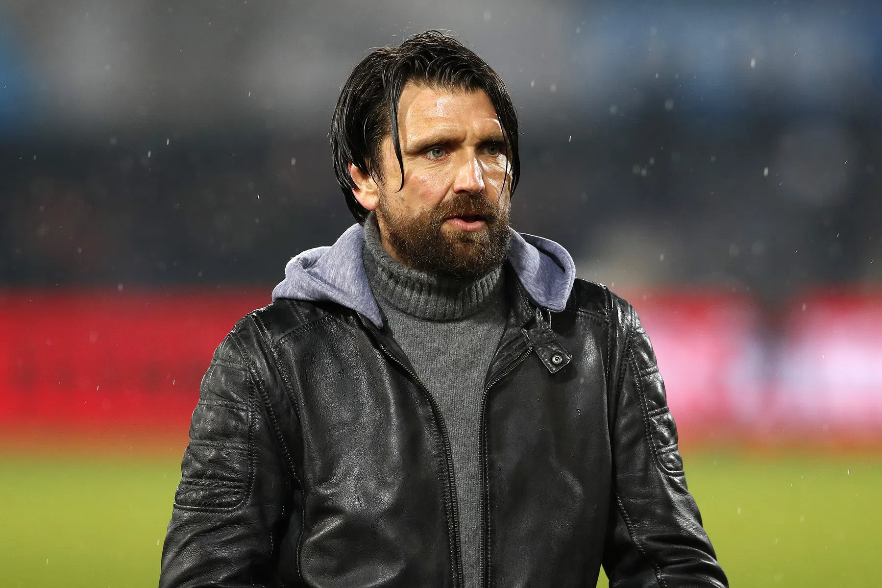 Analist, presentator, schrijver en hardloper: Hyballa wordt toch weer trainer
