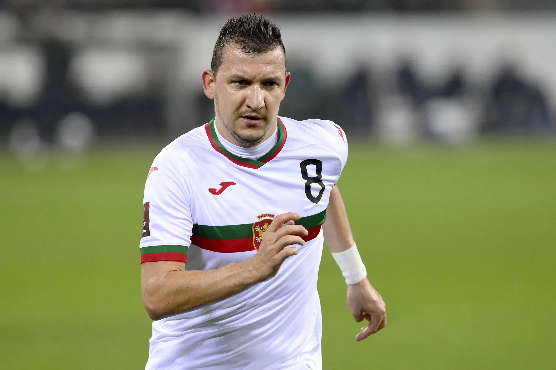 Nedelev verlaat afdeling intensive care, spelers dragen speciaal shirt