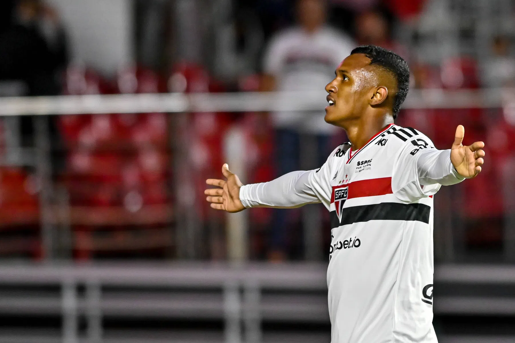 Arsenal hoopt op nieuwe Martinelli en slaat weer toe op Braziliaanse markt