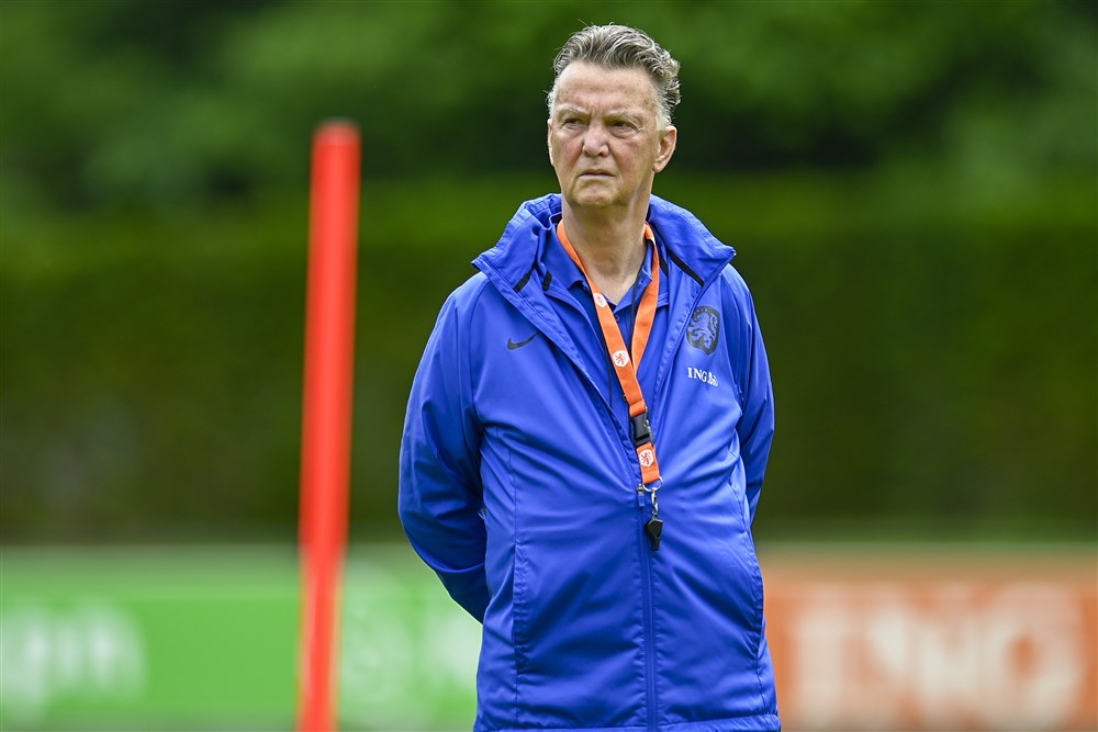 Van Gaal maakt werk van strafschoppen: 'Al zeg ik nu alweer te veel'