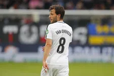 Thumbnail for article: Van Overeem verlaat Eredivisie en tekent duizenden kilometers verderop 