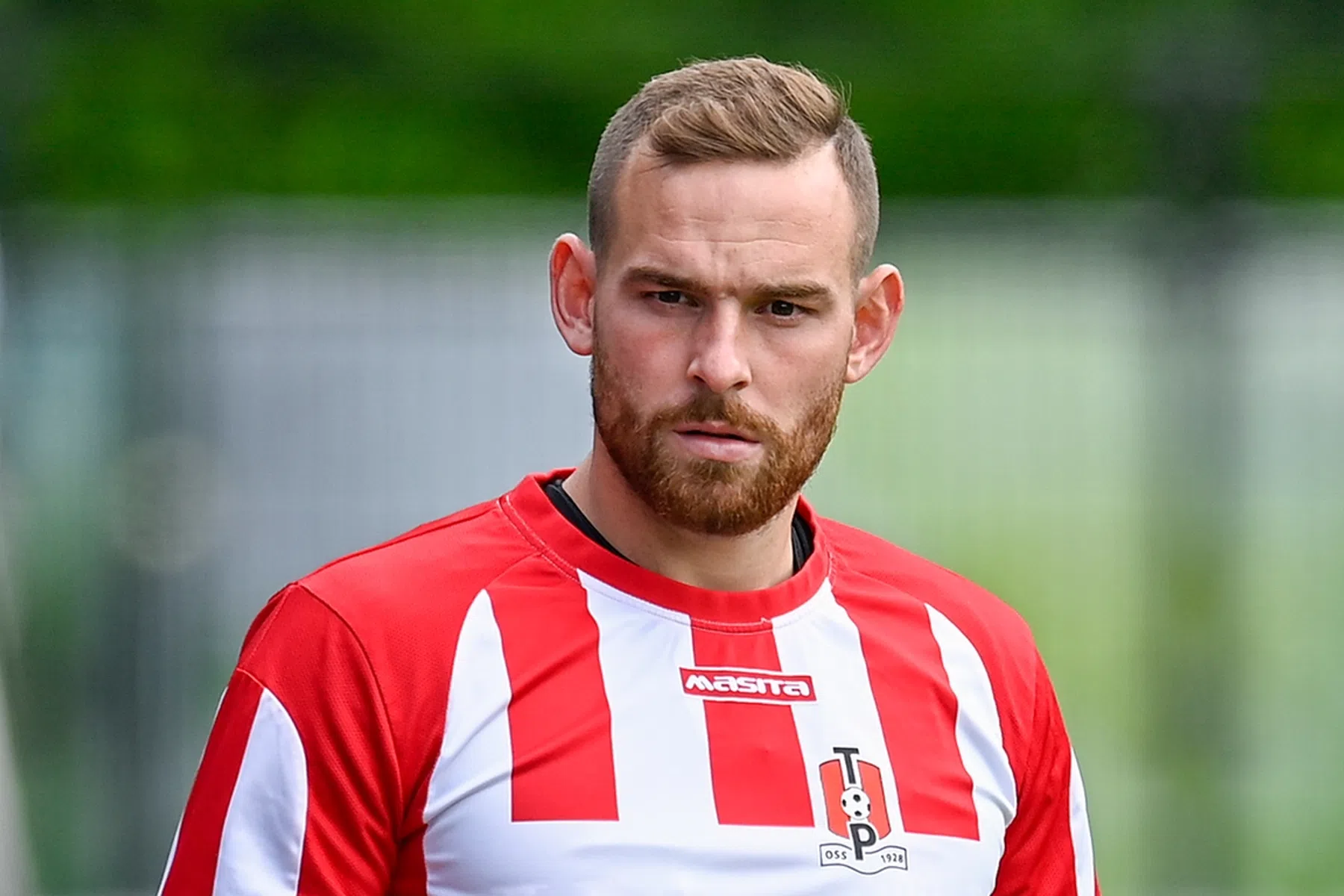 'Overmars en Van Bommel gooien lijntje uit naar Vincent Janssen'