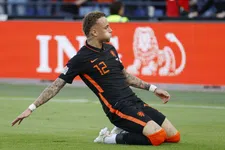 Thumbnail for article: Lang maakt Van Gaal af en toe gek bij Oranje: 'Maar hij is tevreden, denk ik'