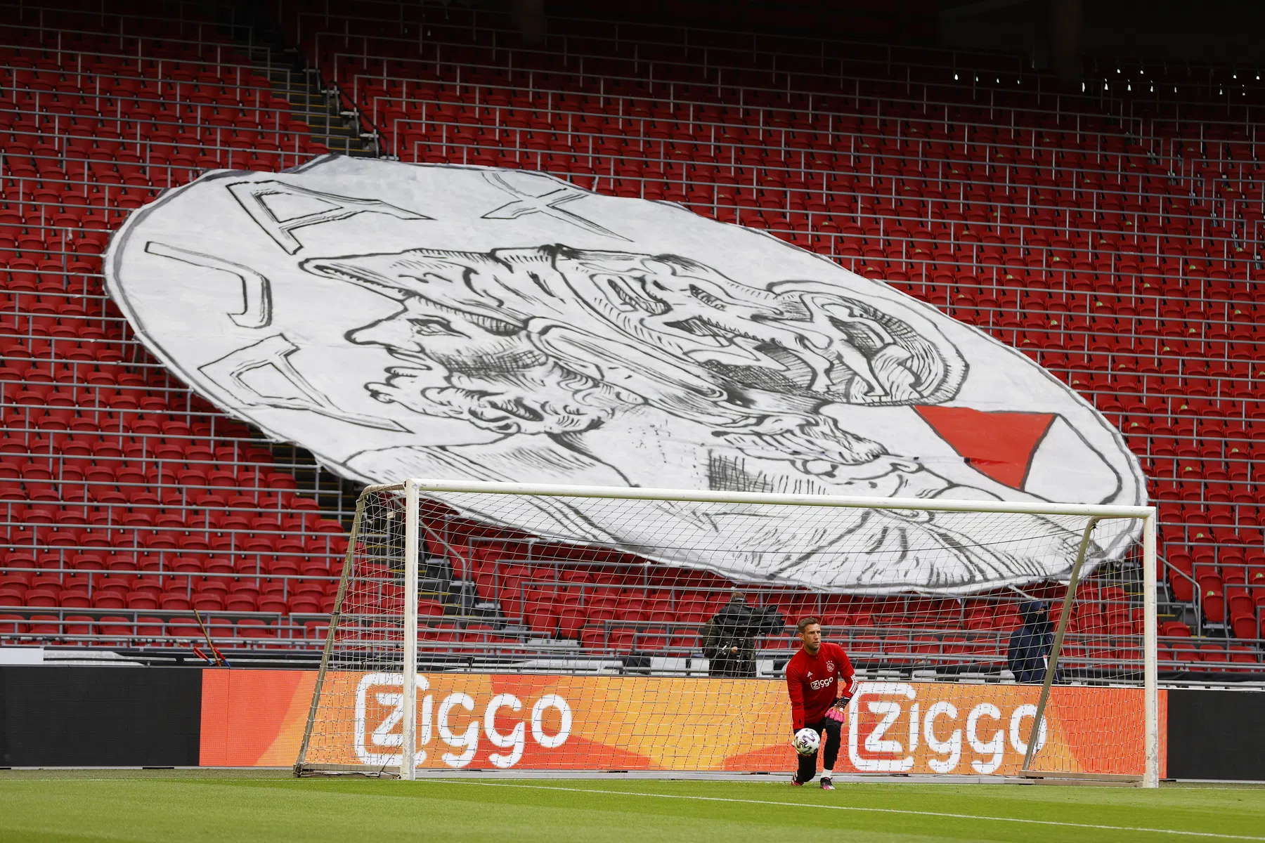 Ajax strikt twee oefentegenstanders: oude bekende en nieuwe opponent 