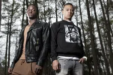 Thumbnail for article: Toen Memphis nog jaloers naar zijn maatje Jetro keek