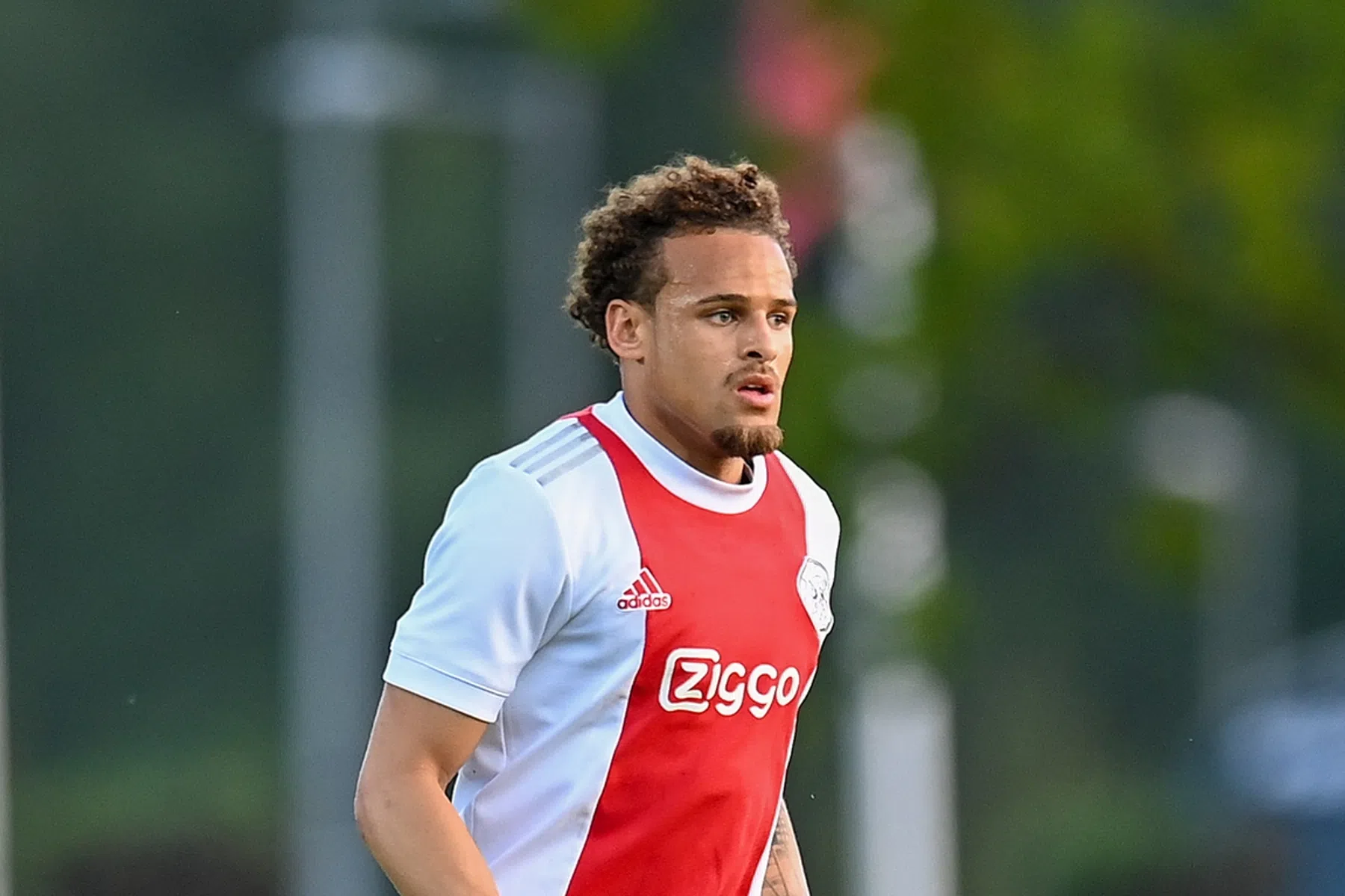 FC Groningen haalt verdediger Van Gelderen weg bij Ajax