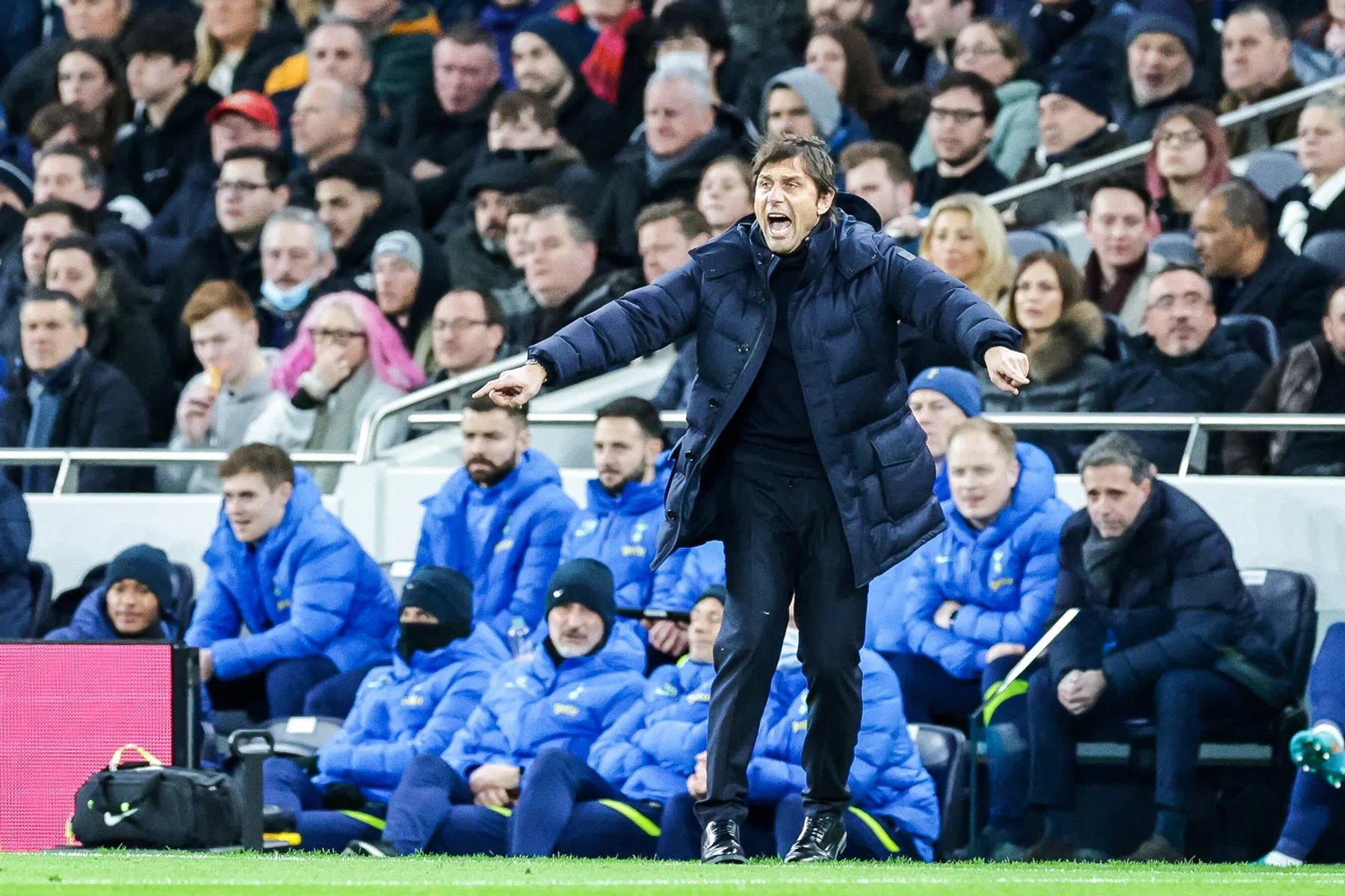 IJzeren wil en dikke portemonnee: zo wil Conte jagen op City en Liverpool