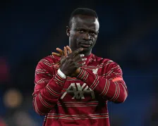 Thumbnail for article: Bayern-fans door het dolle na aankomst Mané: selfies met Salihamidzic