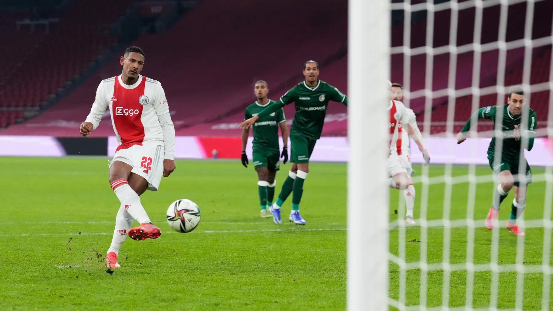 Met Sébastien Haller verliest Ajax de koning van de zestien