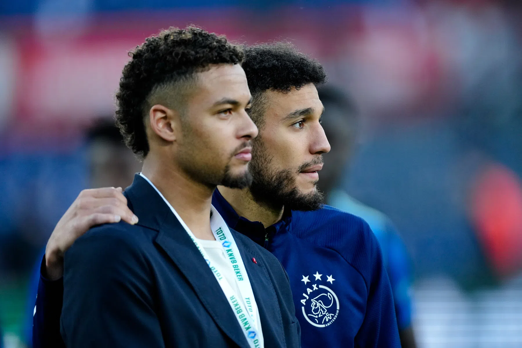 Ajax wil vertrek Mazraoui het liefst intern oplossen