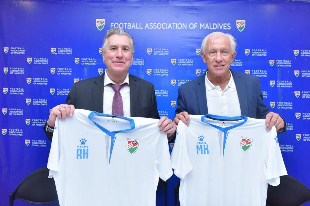 FIFA geeft René Hiddink gelijk in conflict met Malediven