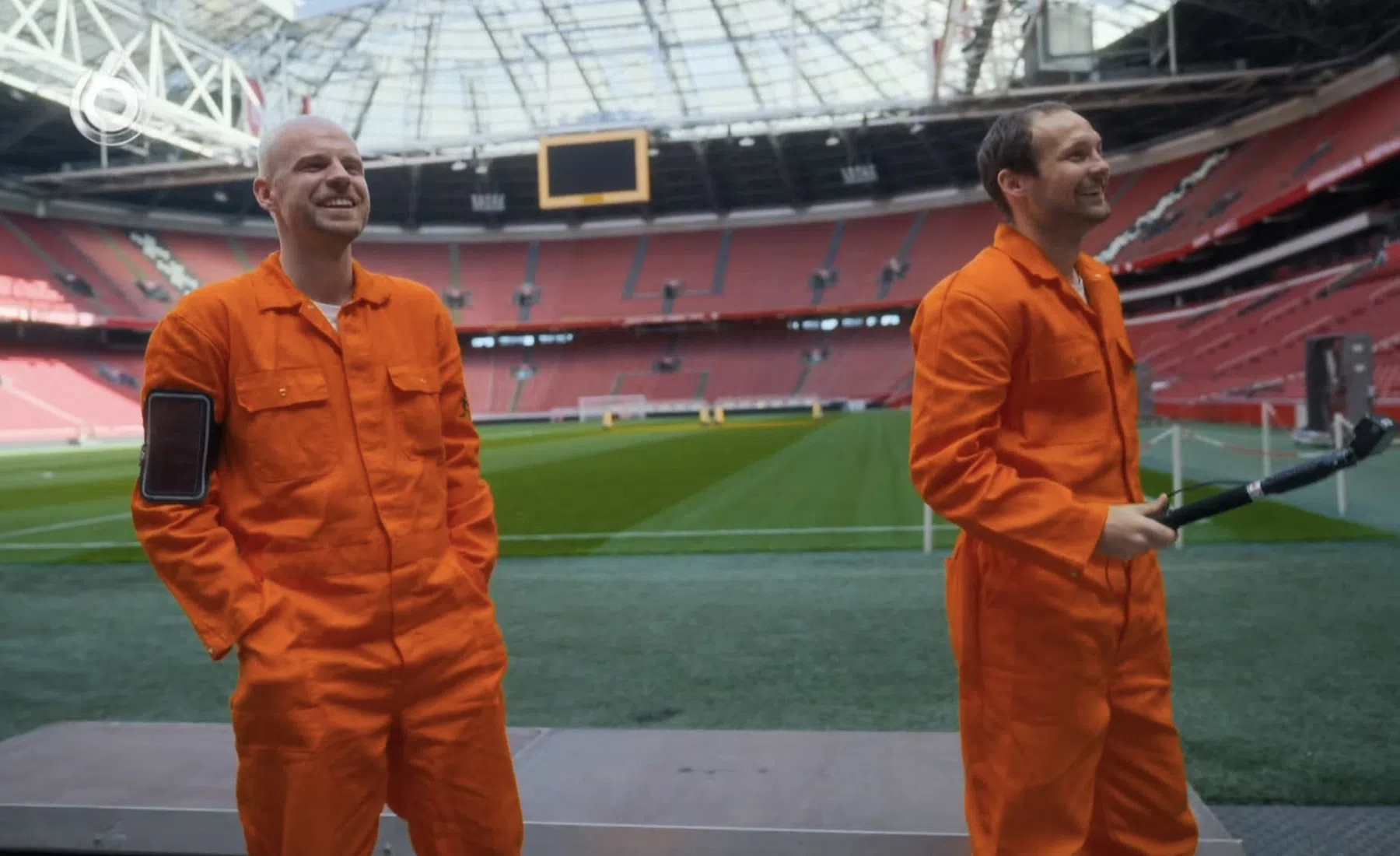 Vluchtpoging van Klaassen en Blind eindigt in Johan Cruijff Arena