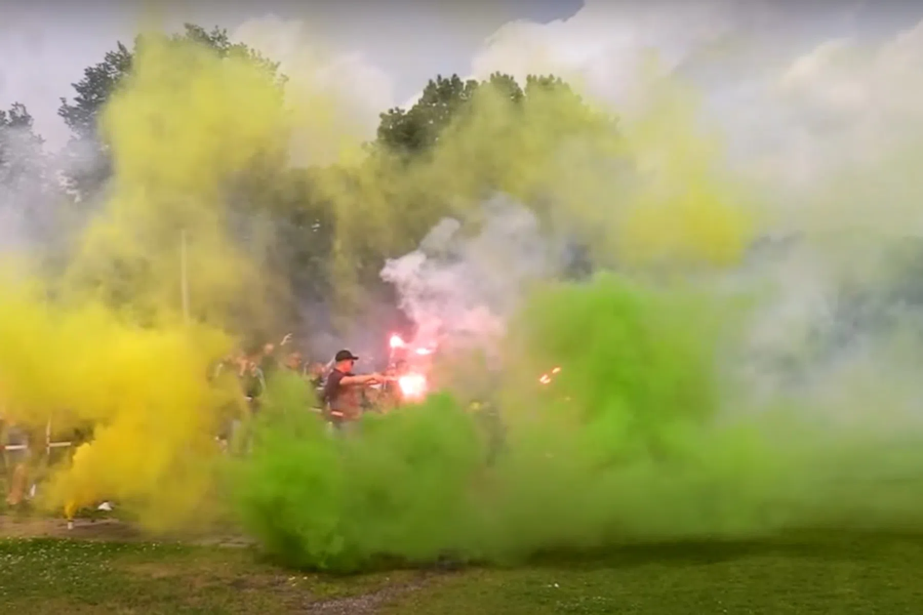 ADO begint onder Kuijt met vuurwerk en hoop aan voorbereiding