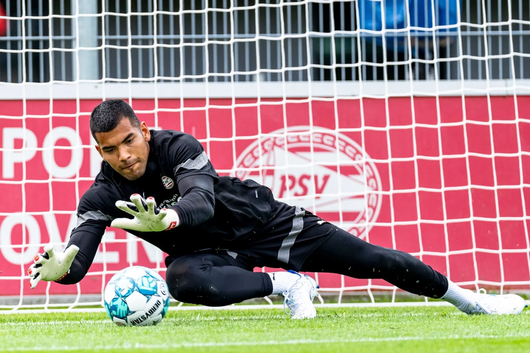 'Het Beest' Benítez: imposante Argentijn moet PSV zekerheid bieden
