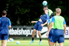 Thumbnail for article: Max Huiberts investeert in offensieve variatie: AZ trekt ten aanval